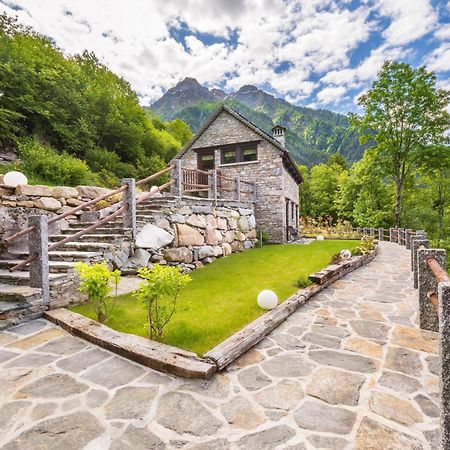 Baita Athili - Villaggio Dei Crodini Кродо Екстериор снимка