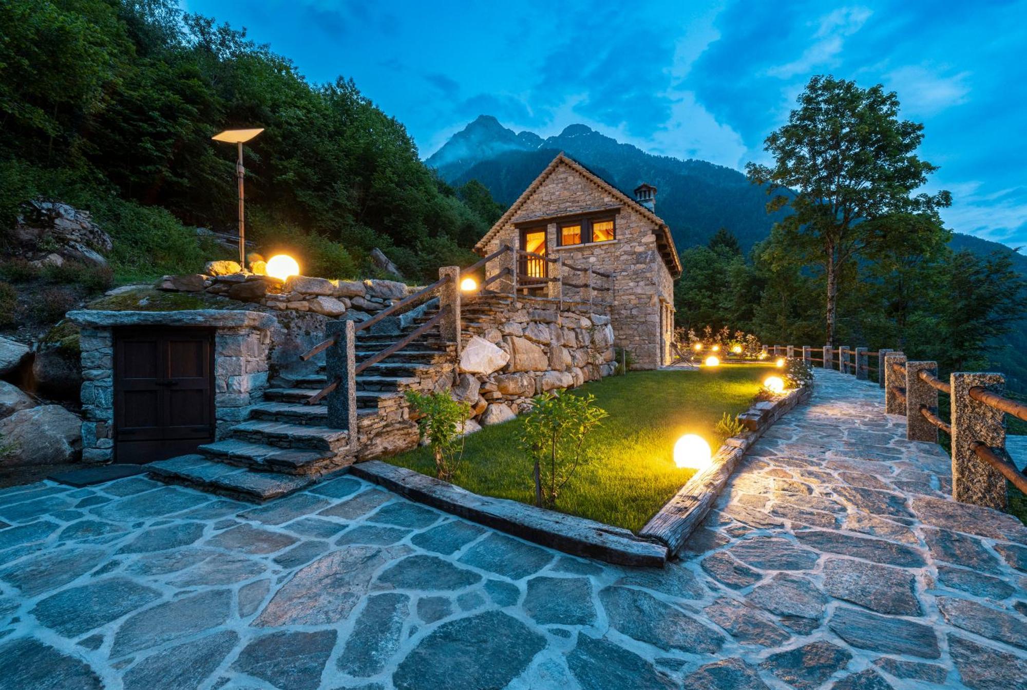 Baita Athili - Villaggio Dei Crodini Кродо Екстериор снимка